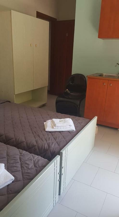 Athina Apartments โตโล ภายนอก รูปภาพ