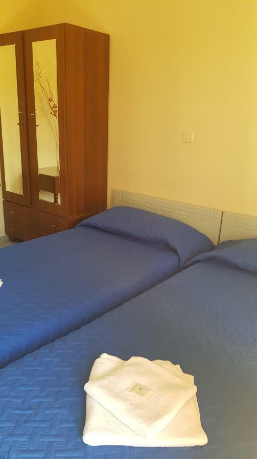 Athina Apartments โตโล ภายนอก รูปภาพ